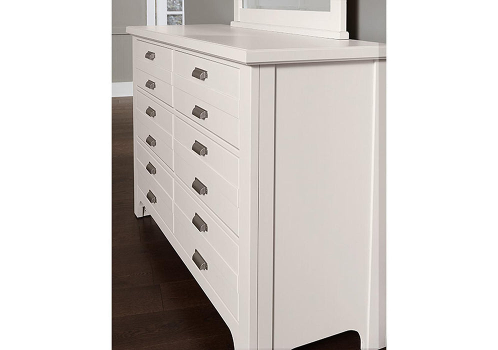 Vaughan-Bassett Bungalow 6 Drawer Dresser in Lattice